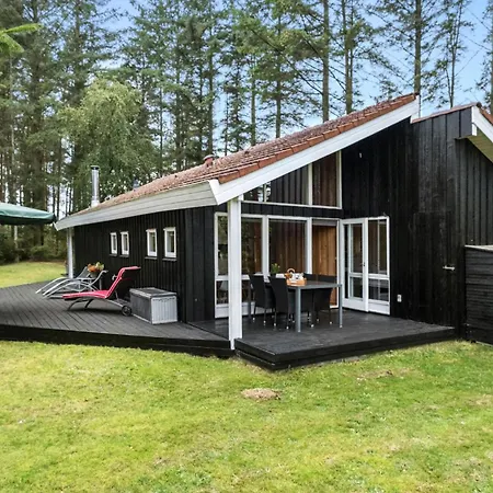 4 Bedroom Stunning In *